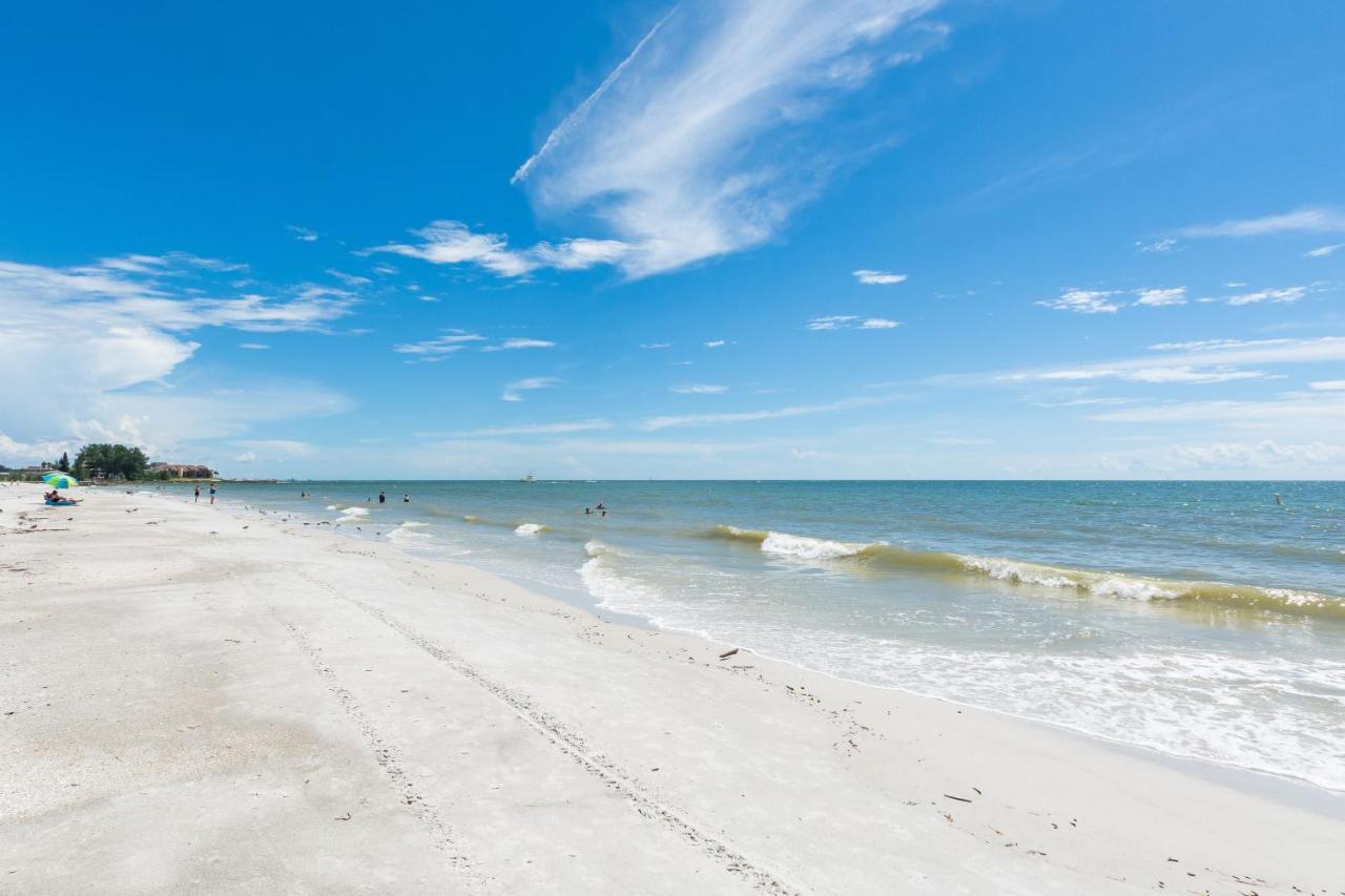401 Beach Place Condos St. Pete Beach Εξωτερικό φωτογραφία