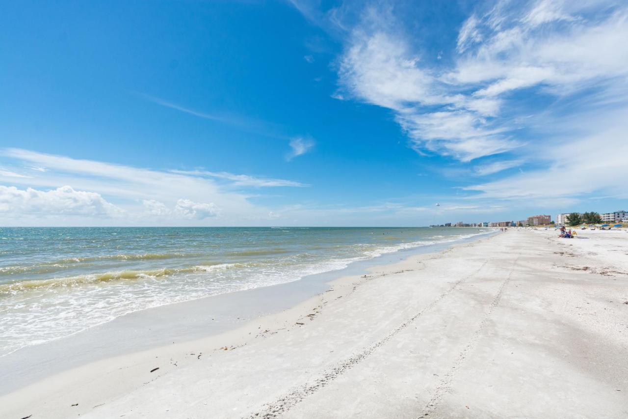 401 Beach Place Condos St. Pete Beach Εξωτερικό φωτογραφία