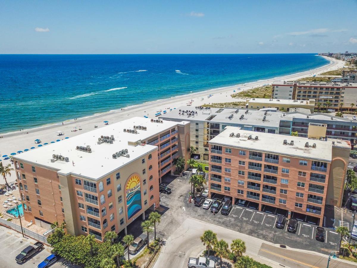 401 Beach Place Condos St. Pete Beach Εξωτερικό φωτογραφία