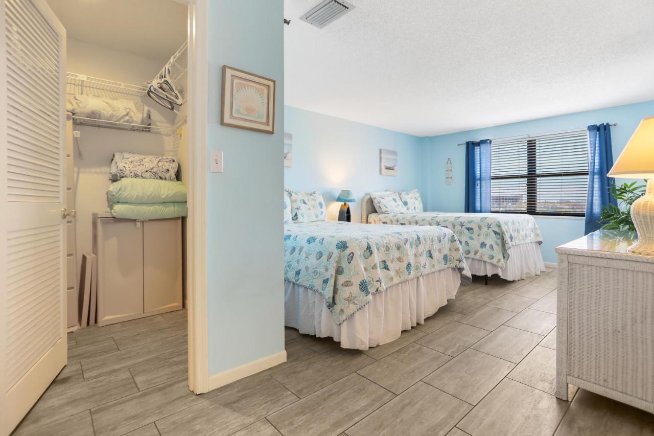 401 Beach Place Condos St. Pete Beach Εξωτερικό φωτογραφία
